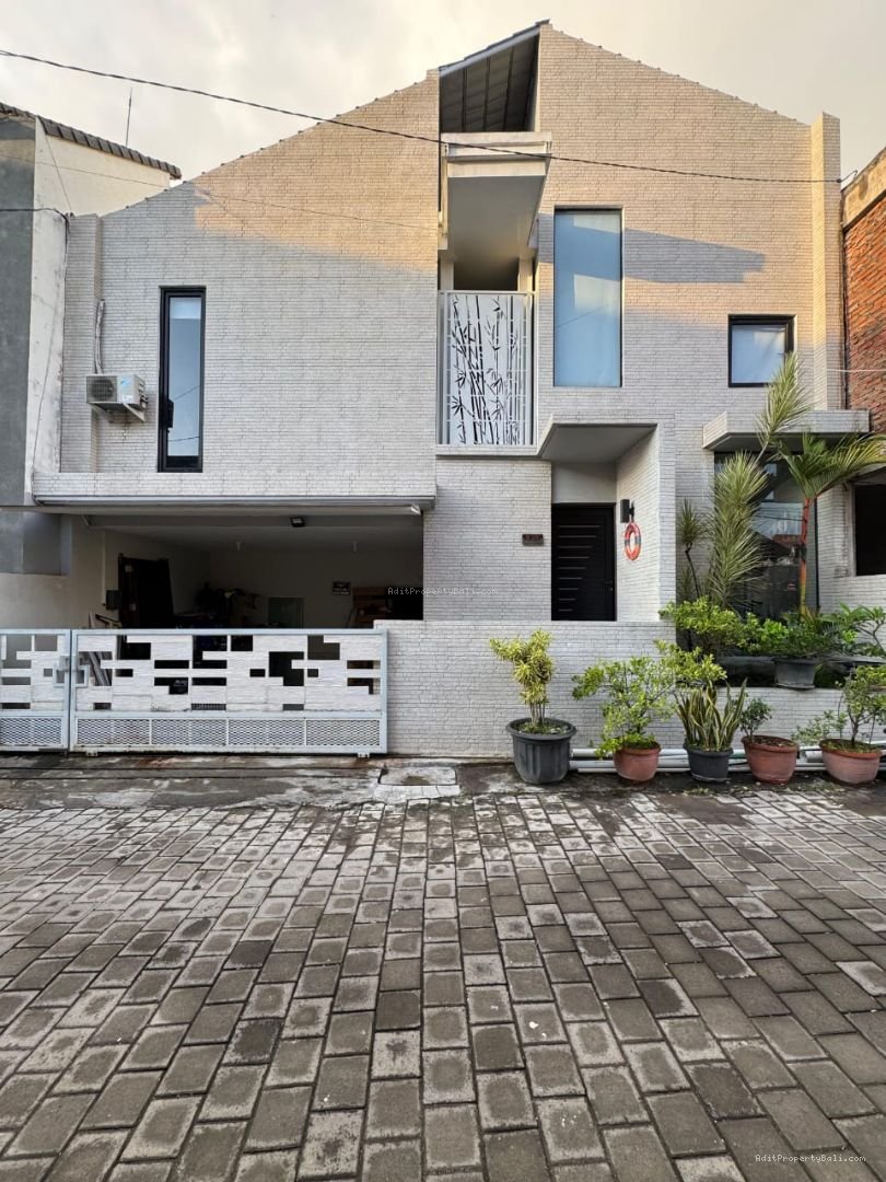 rumah kesambi kerobokan