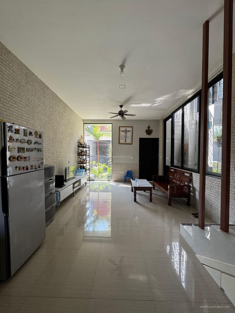 rumah kesambi kerobokan