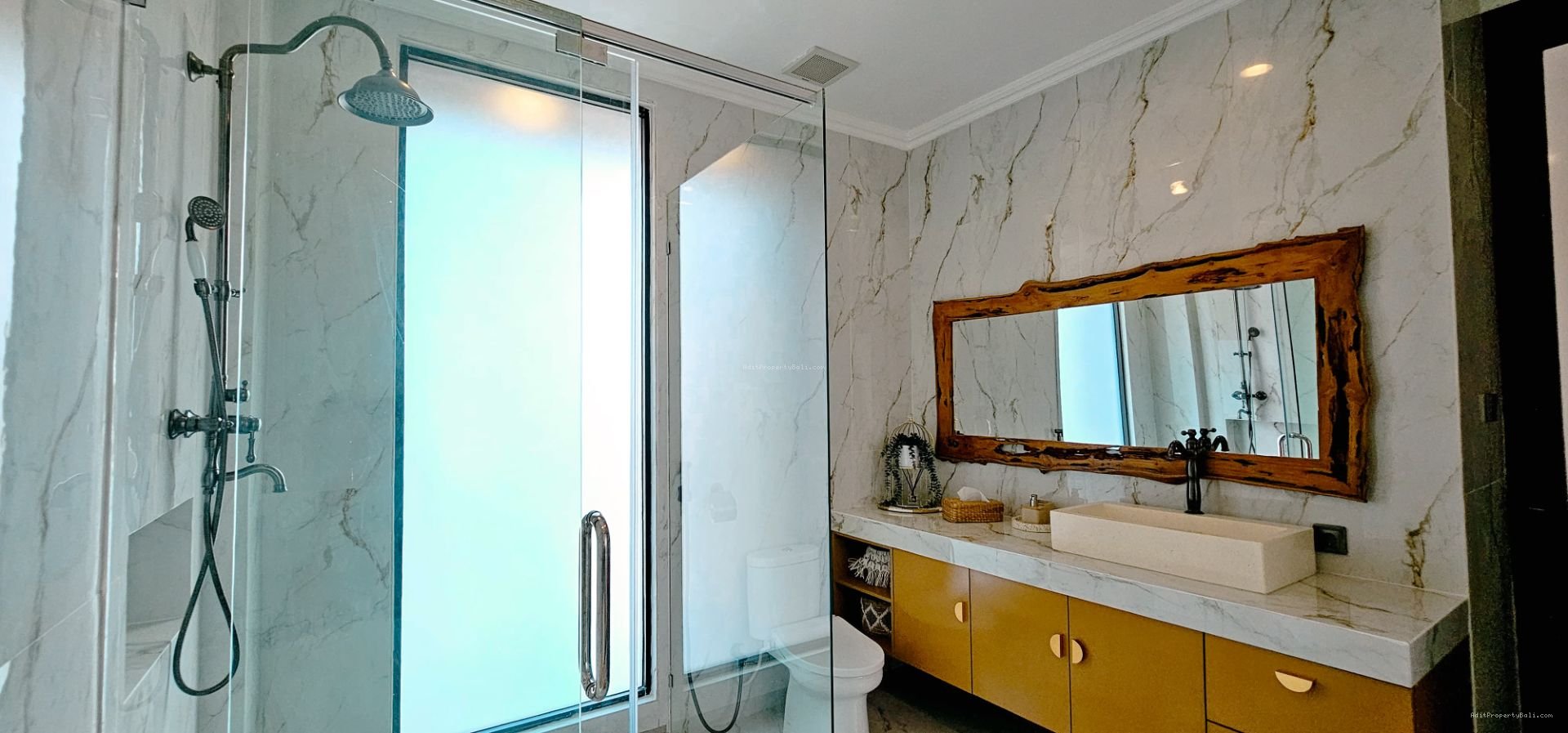 Villa mewah kerobokan