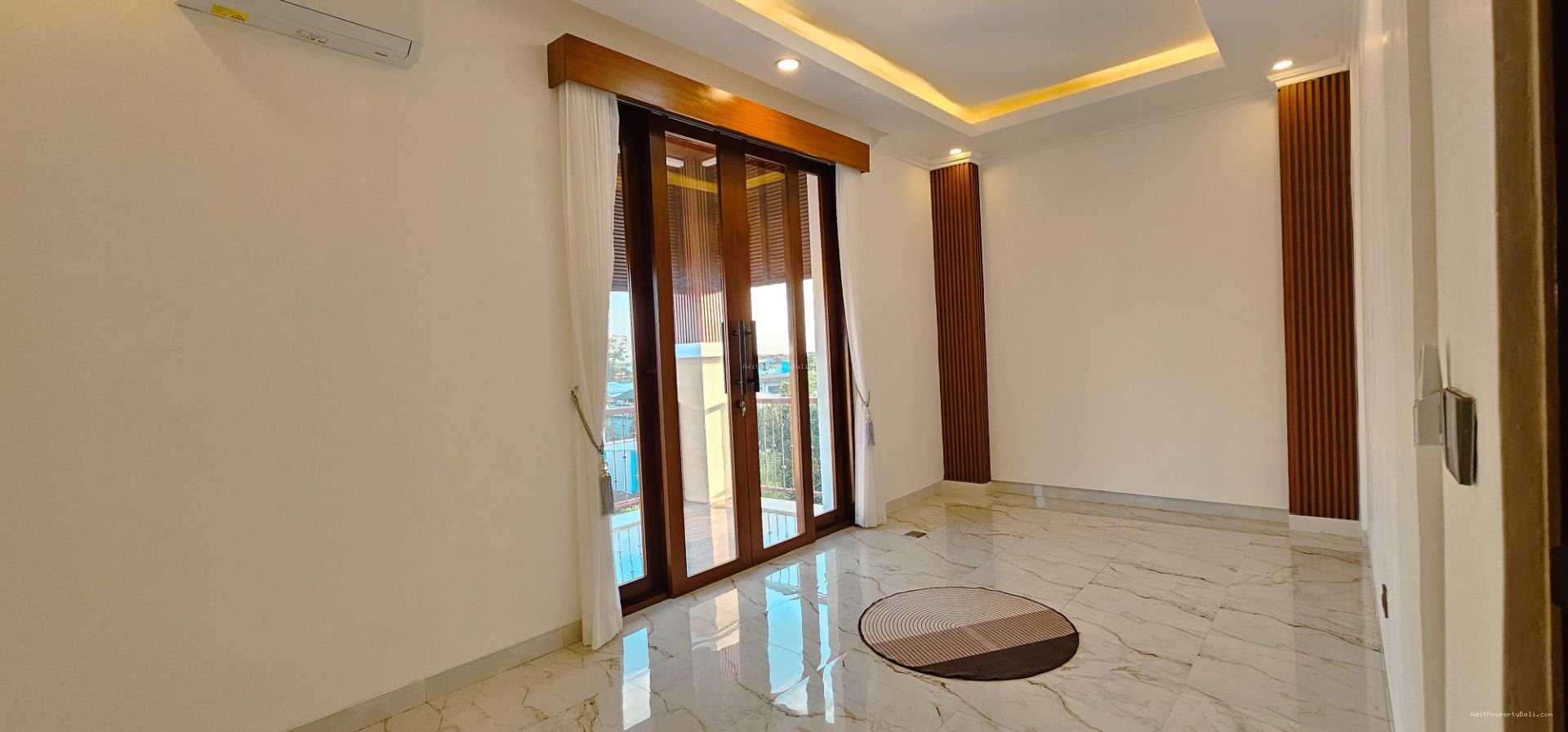 Villa mewah kerobokan