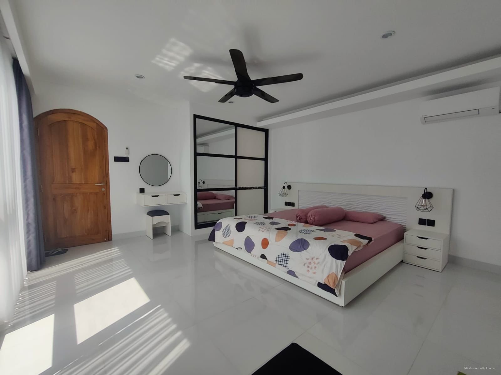 villa luxury nyanyi
