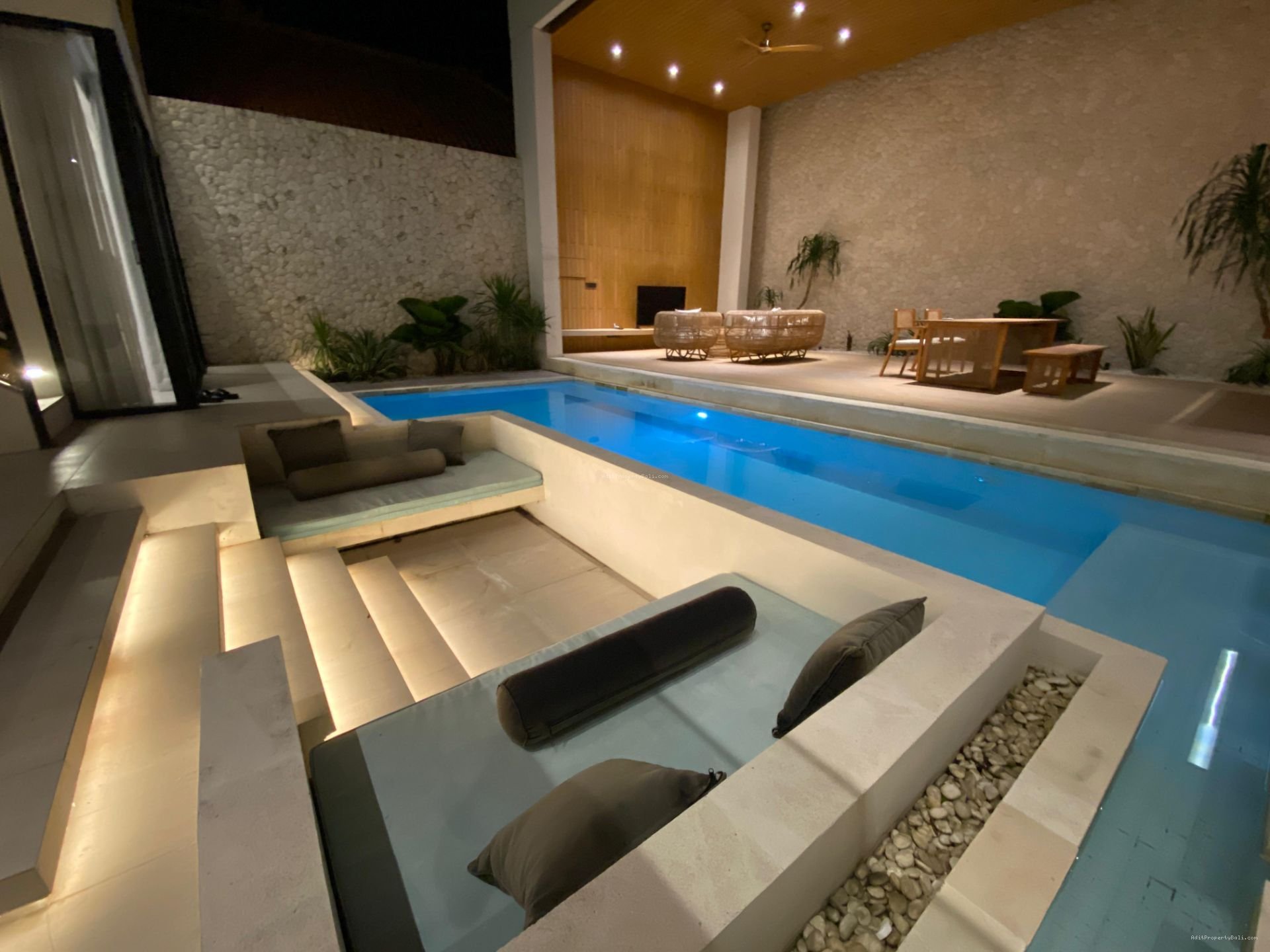 Villa dekat pantai cemagi