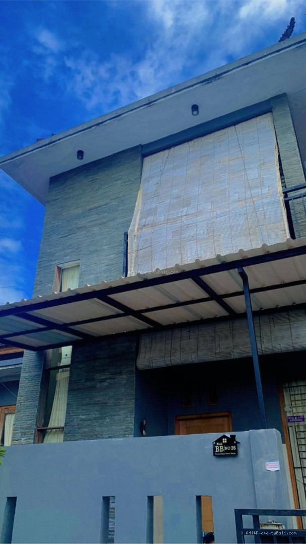 rumah lantai 3 dalung