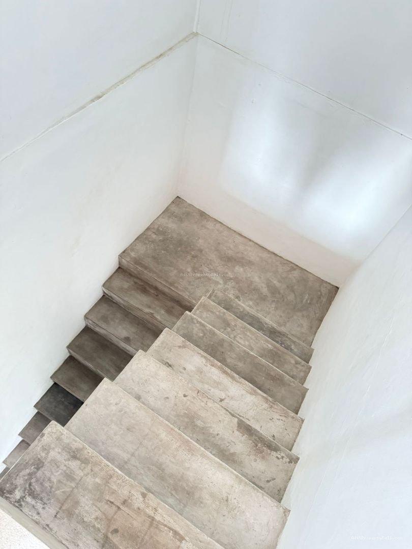 rumah kerobokan kelod