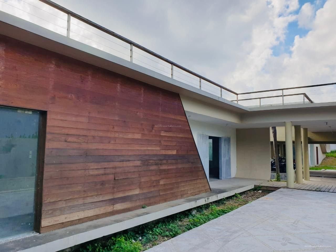 Tanah bonus villa Canggu bali