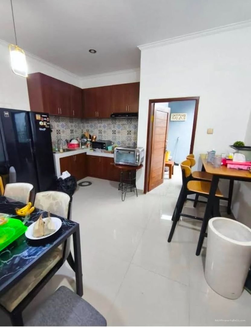 rumah minimalis ubung