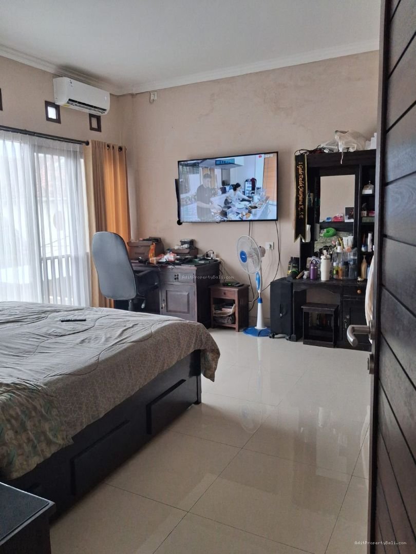 Rumah padangsambiann