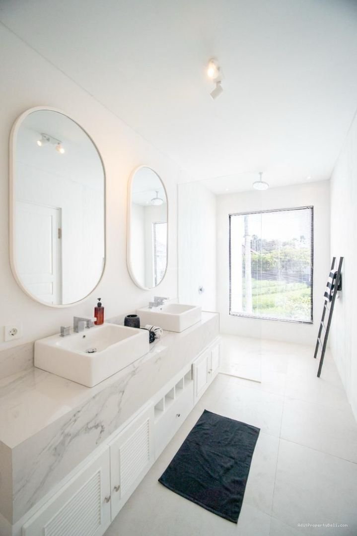 villa medieranian cangguu