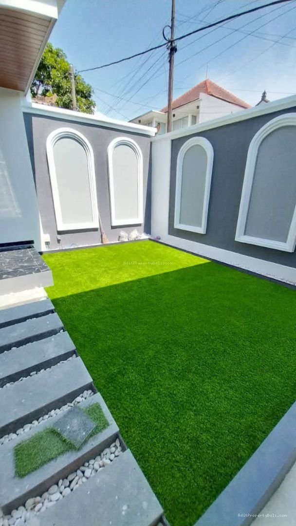 rumah semi vila penamparan