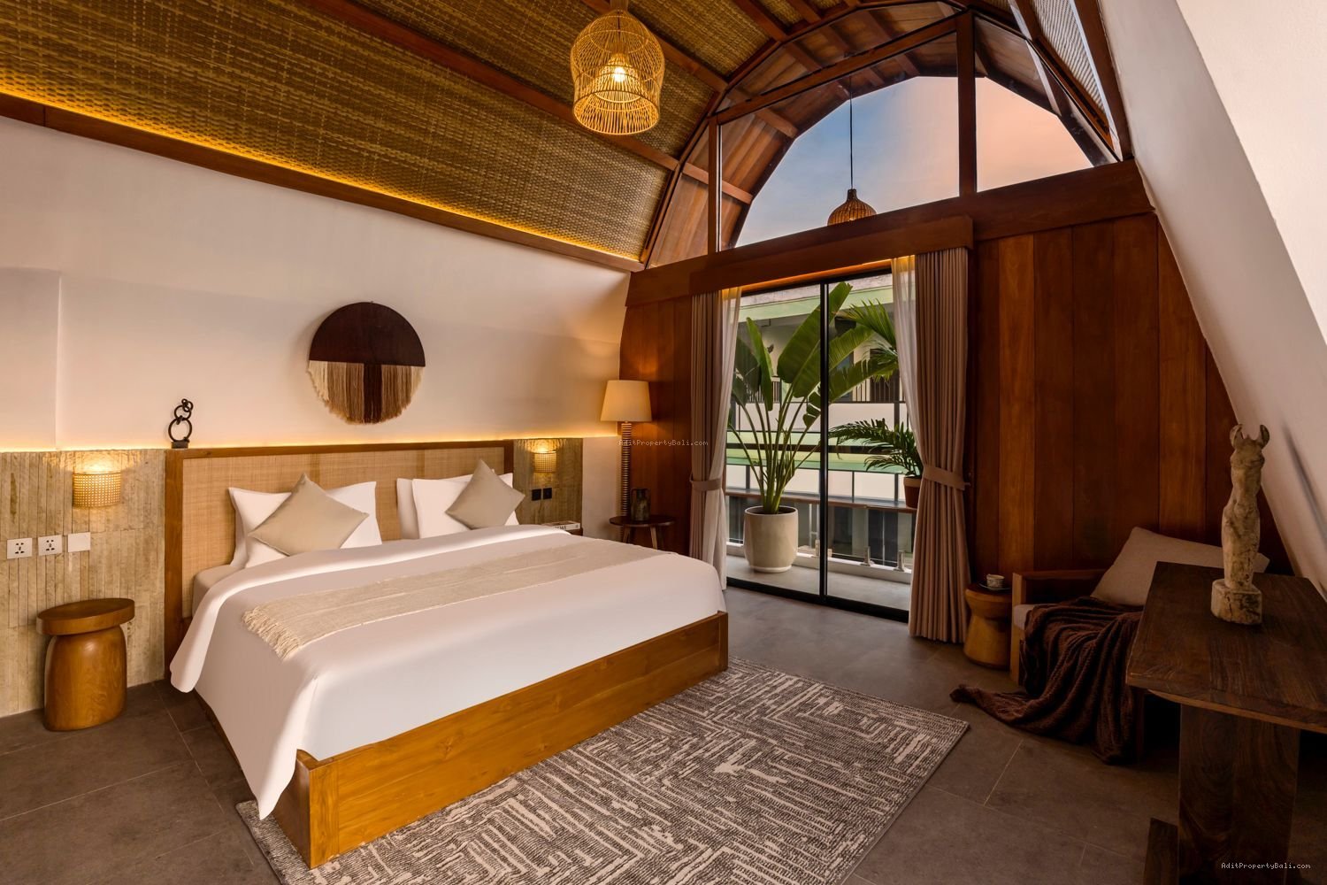 New brand villa umalas