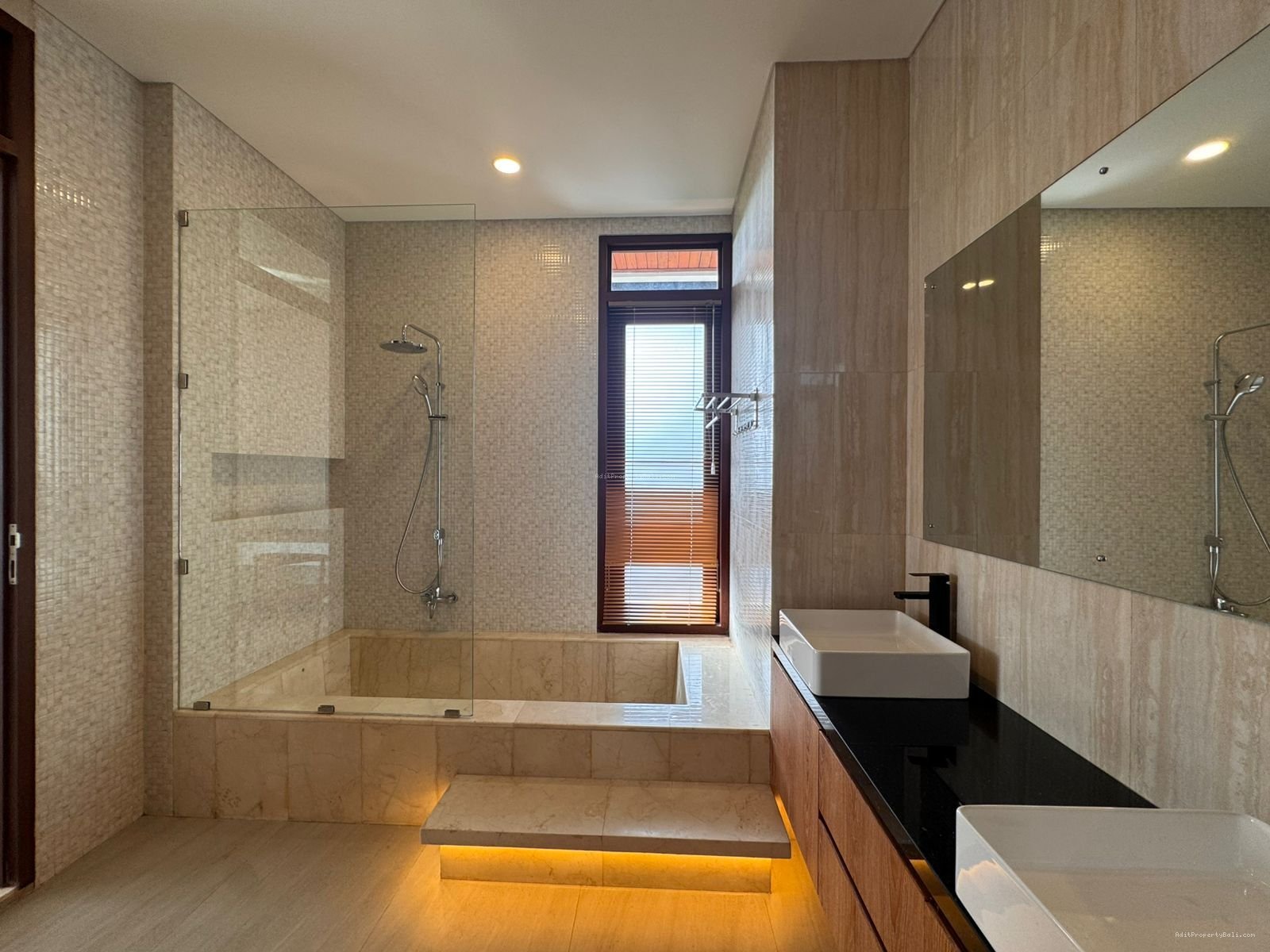 villa baru pererenann