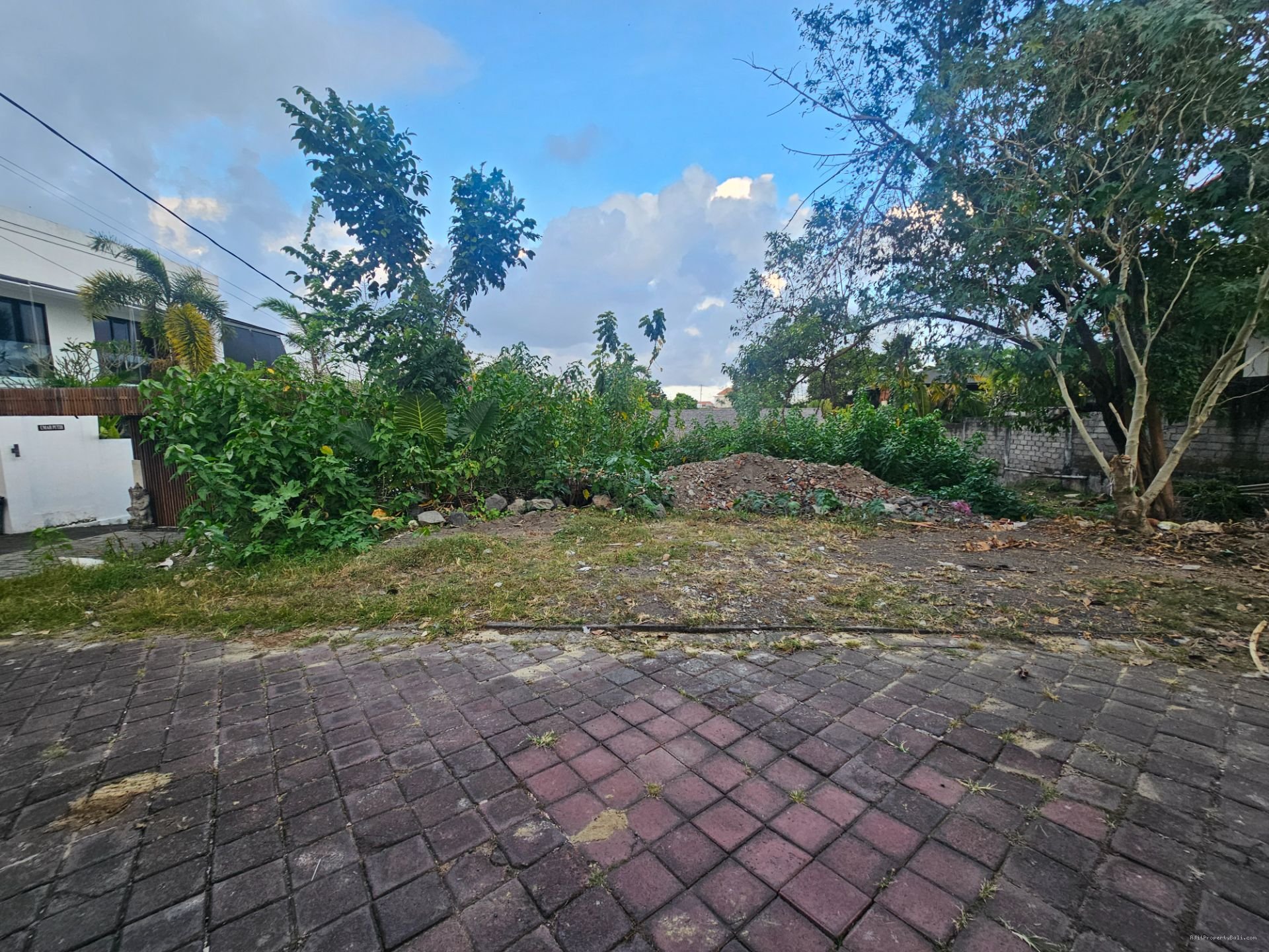 tanah pererenan cg