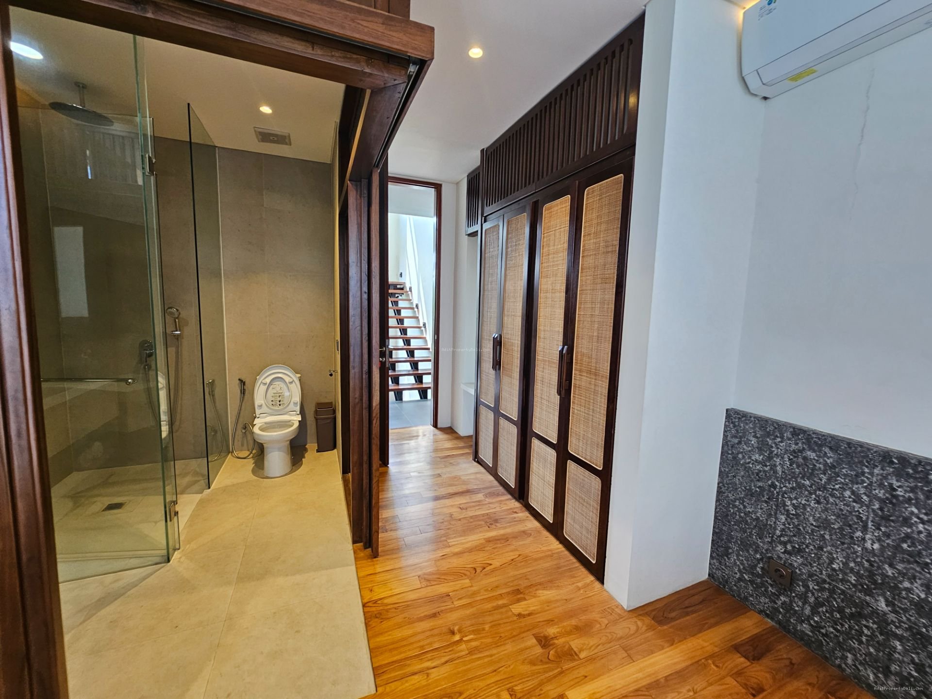3 unit villa berawa cangguu