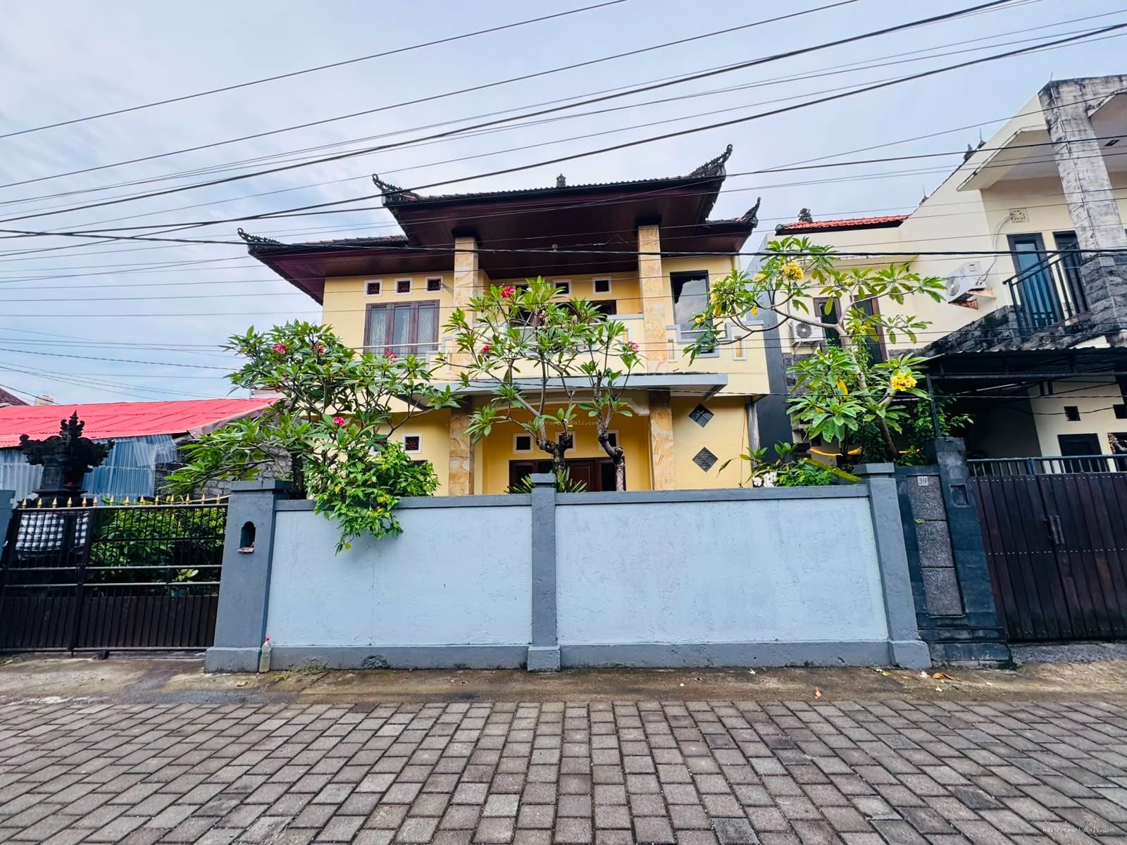 rumah akasia denpasar