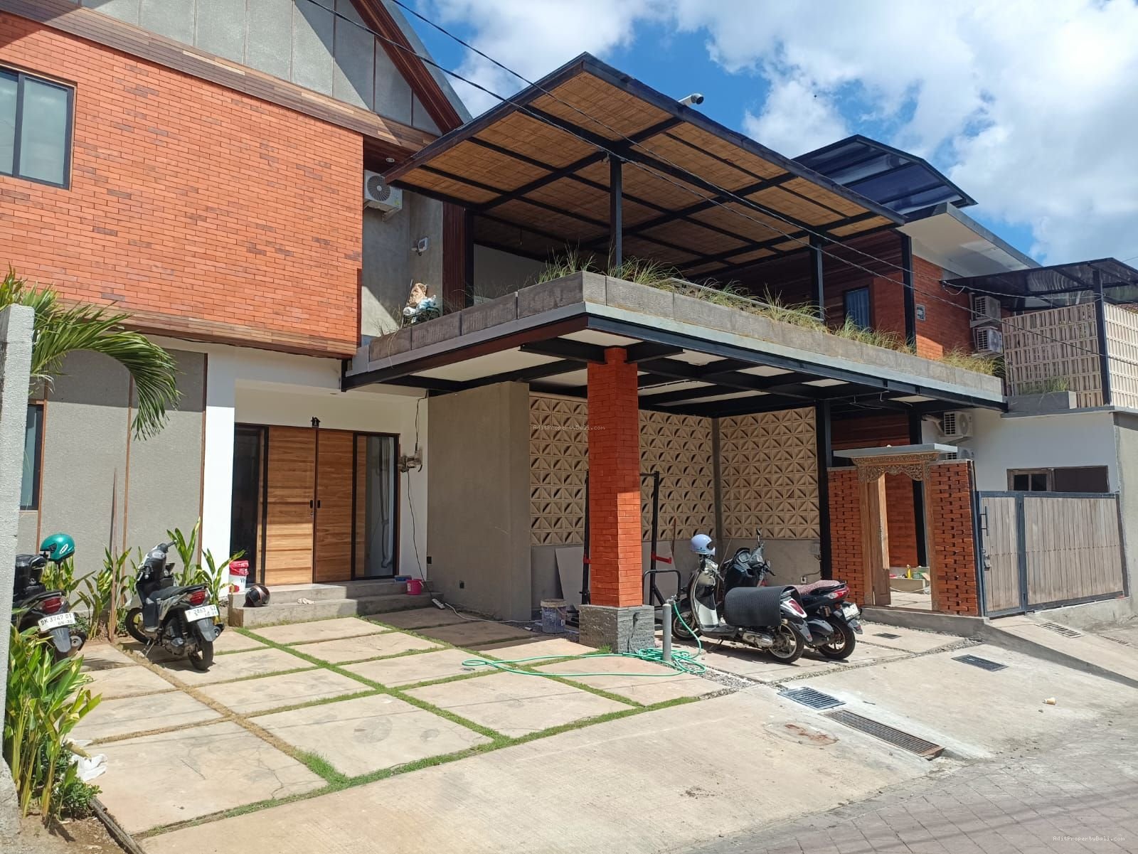 kost elite muding