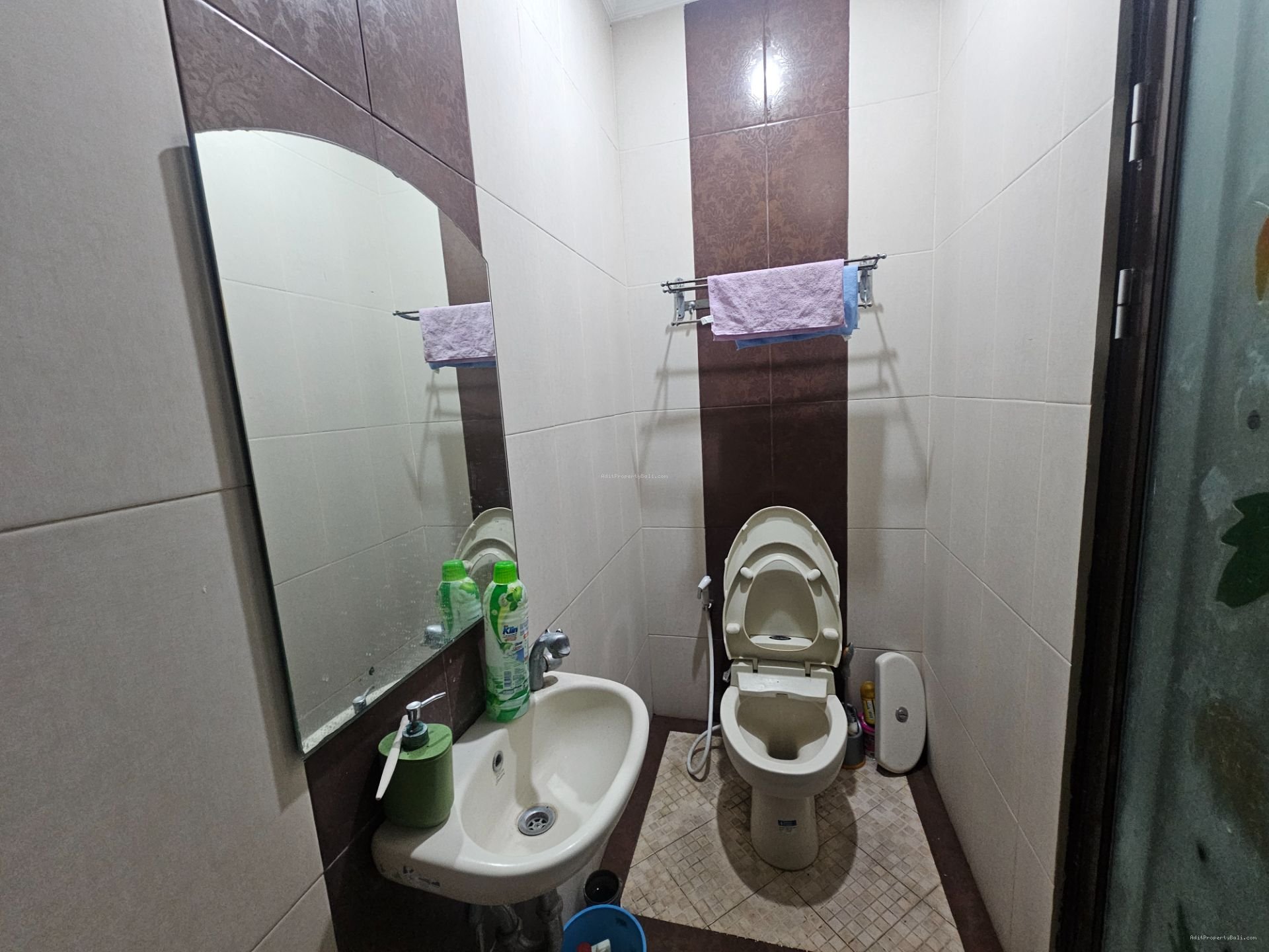 rumah renon dp