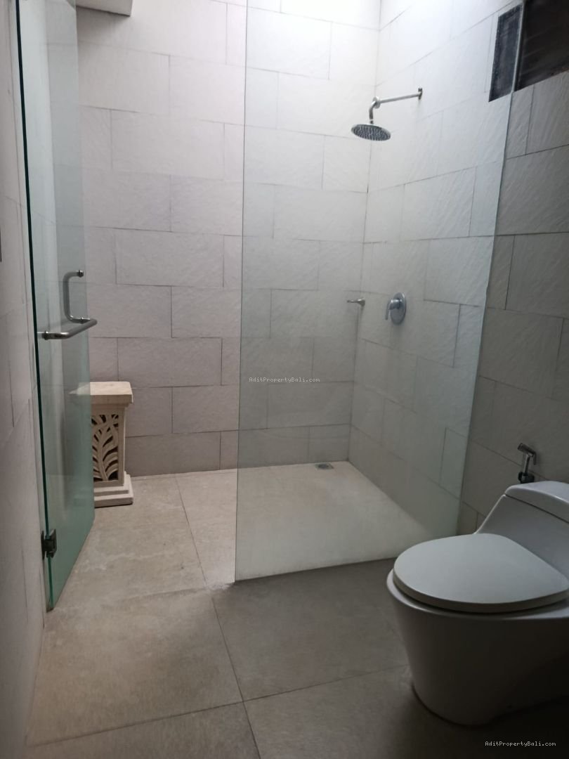 villa tibubeneng cg